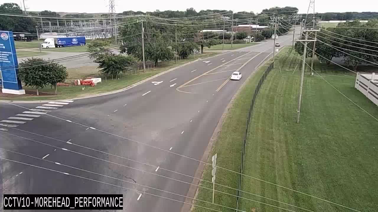 CCTV10-MOREHEAD_PERFORMANCE road camera