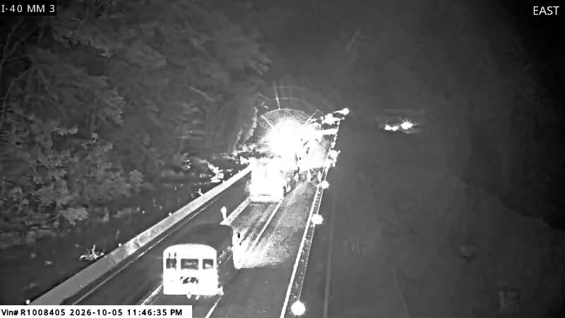 I-40 & Pigeon River Gorge MM 3 traffic camera, view east, North Carolina