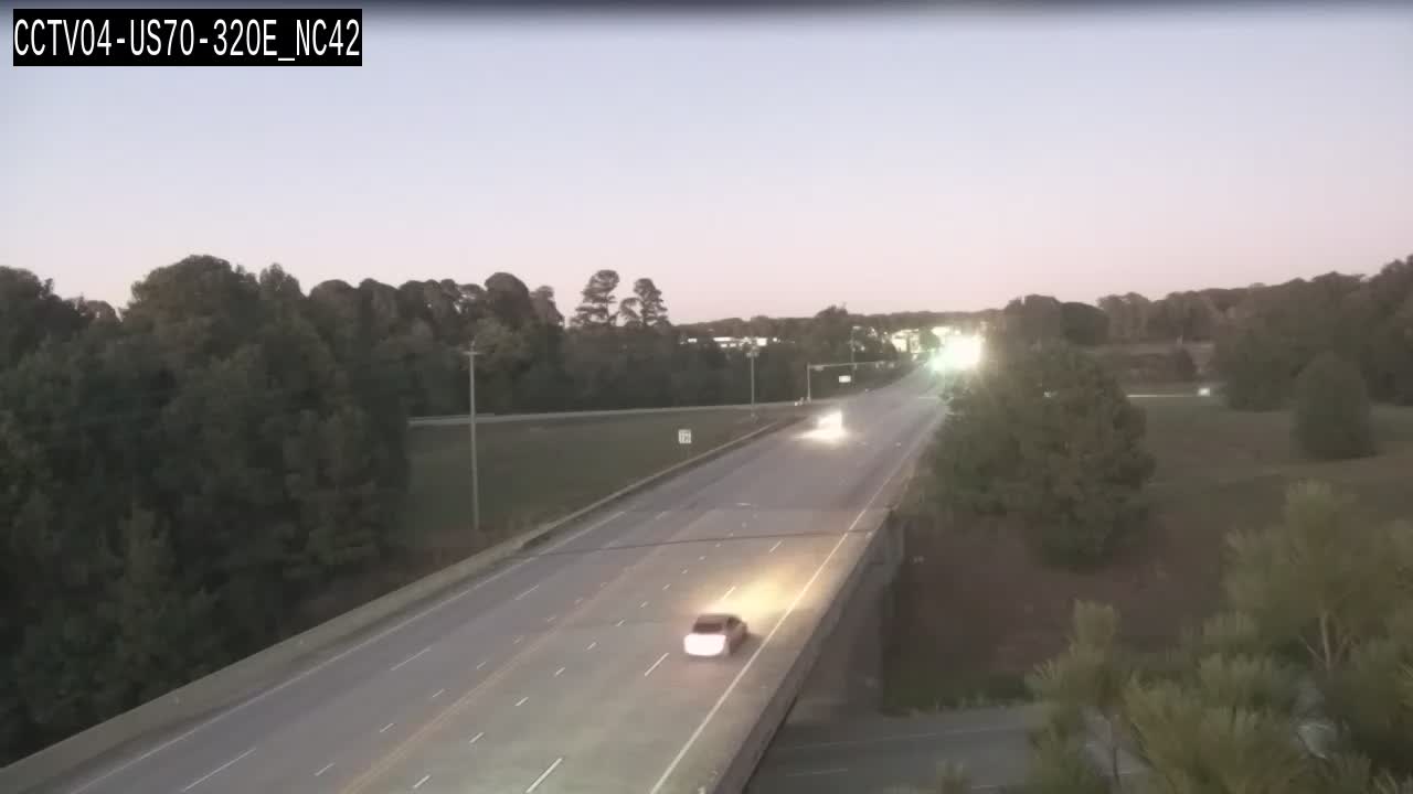 CCTV04-US70-320E_NC42
