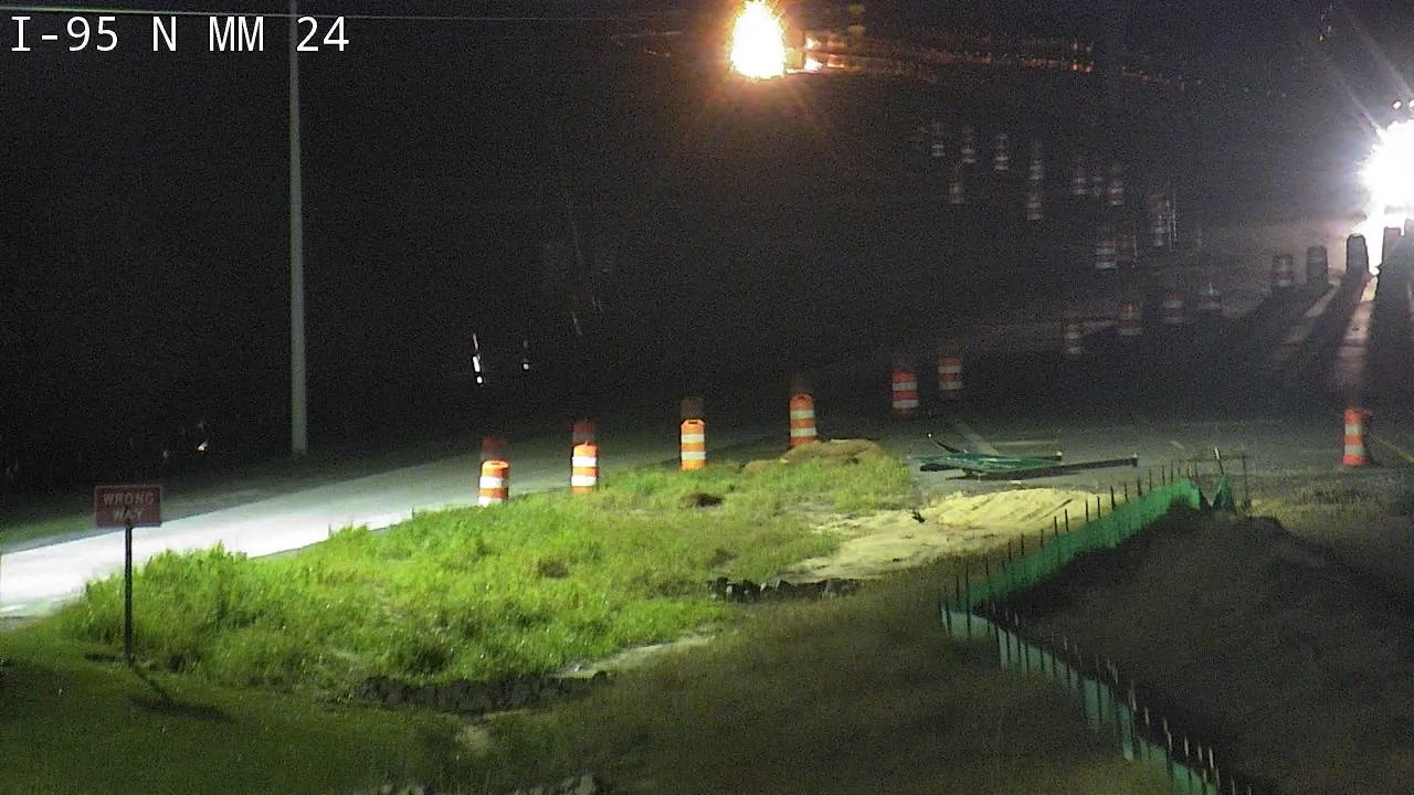 Traffic camera: I-95 camera in Robeson County (D06-PCCTV01_I-5987-FC)