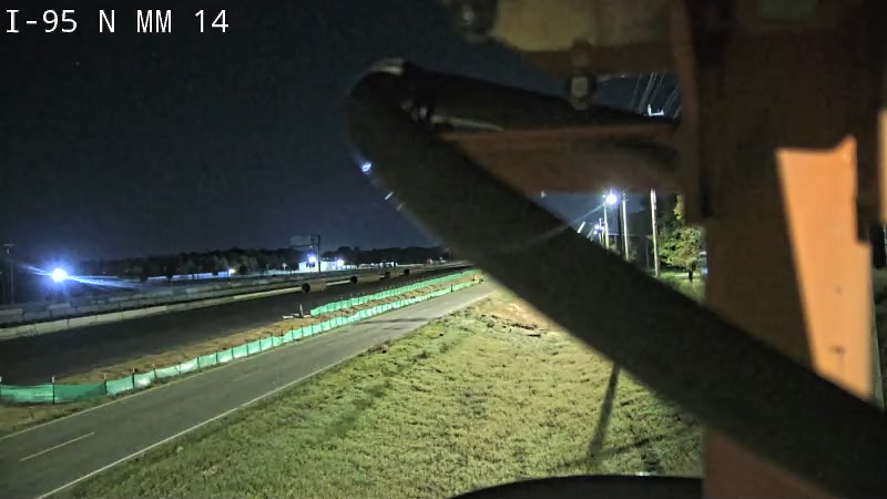 Traffic camera: I-95 camera in Robeson County (D06-PCCTV-I-6064-01)