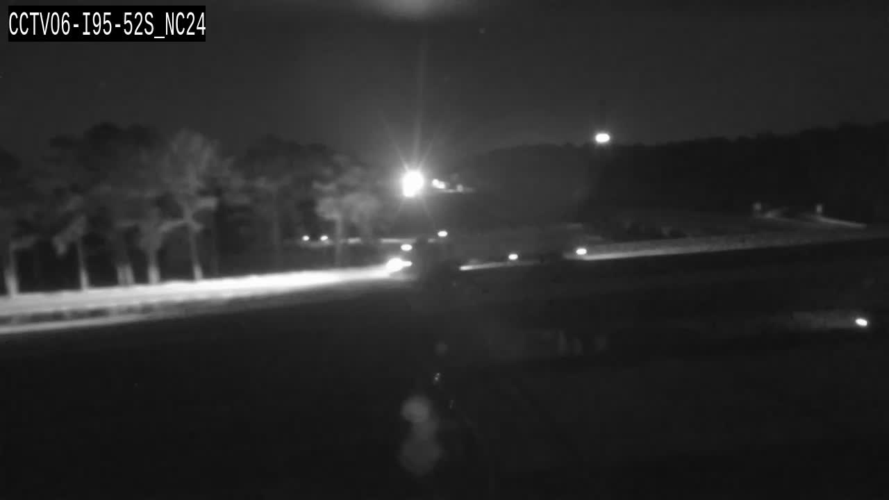 Traffic camera: I-95 southbound near mile marker 52 at NC 24